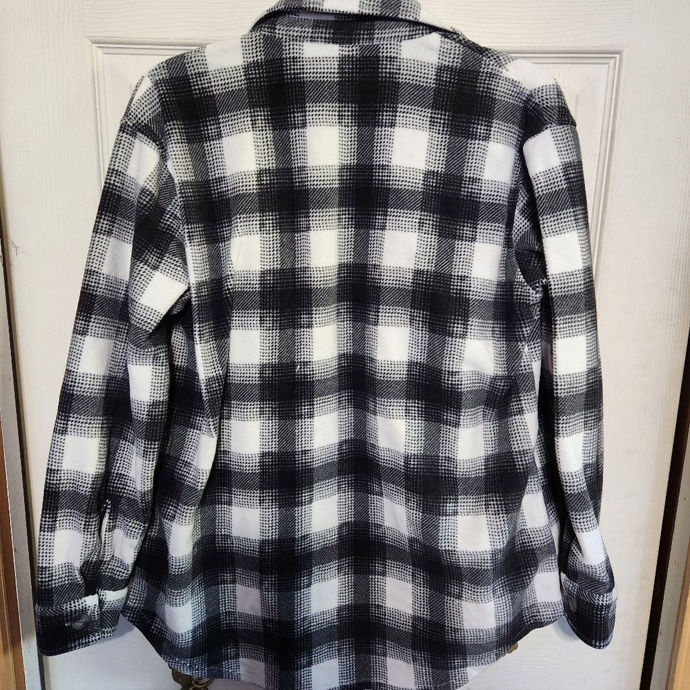 Womens Eddie Bauer Black and White Plaid Button-Up Shirt - Picture 8 of 9